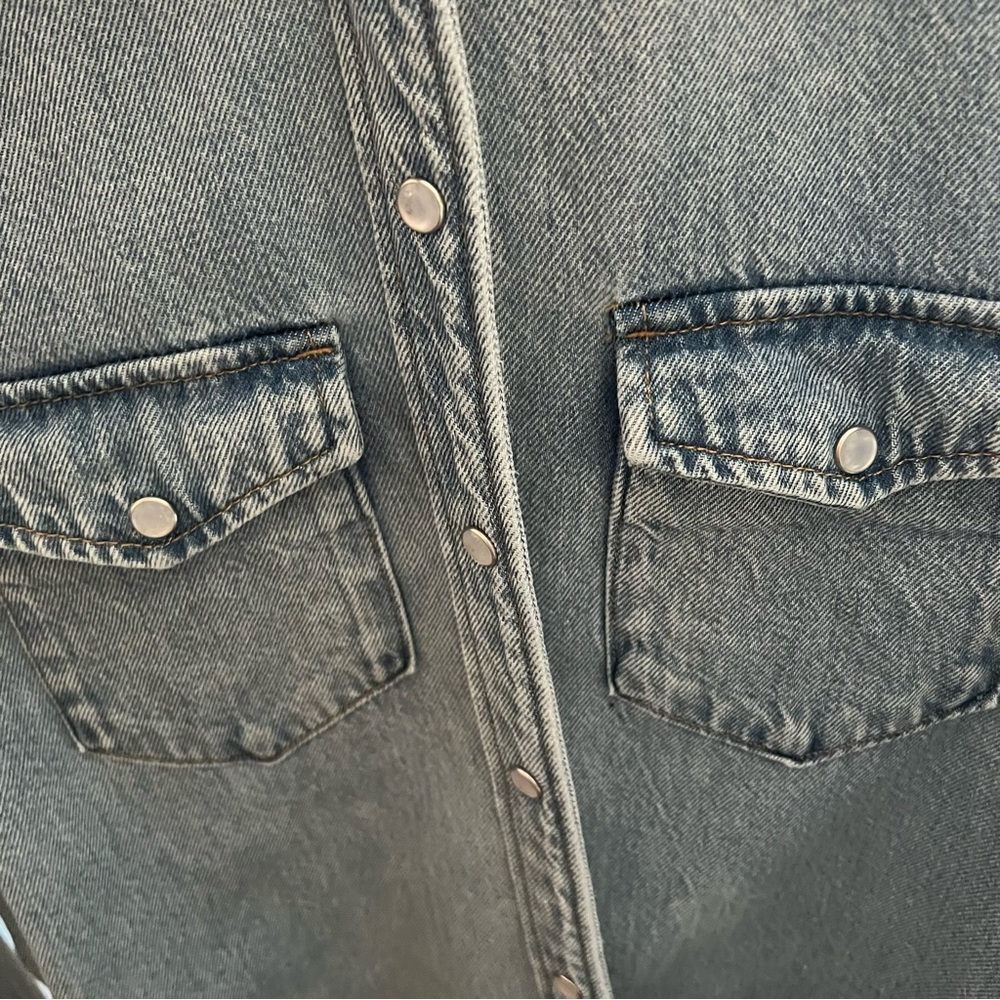 Denim snap Button-Up Shacket - Picture 3 of 7
